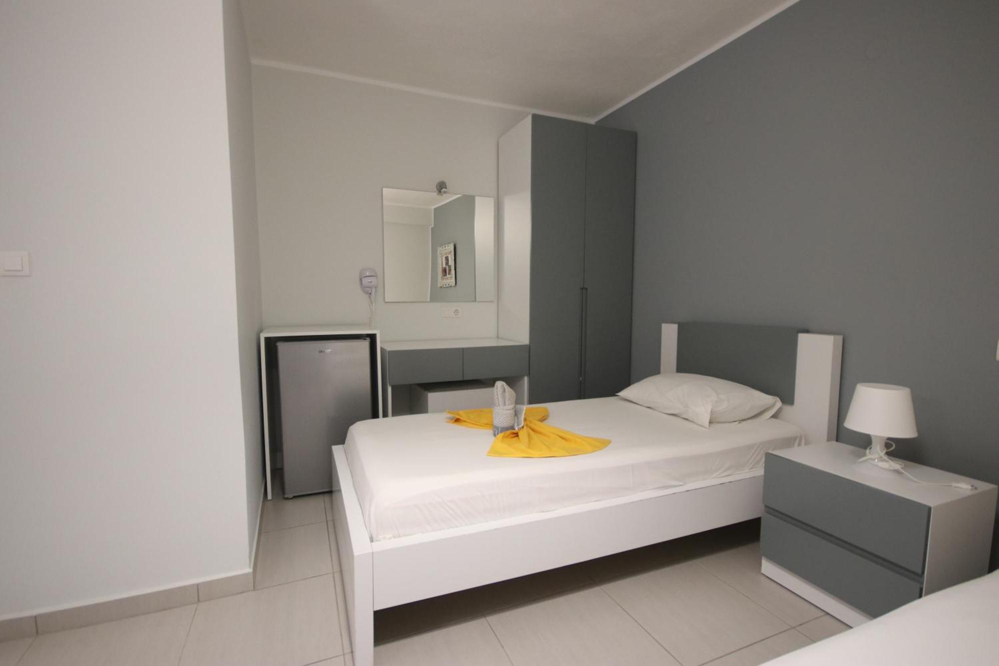 הימארה Hotel Potami Beach - Mondi Goro מראה חיצוני תמונה