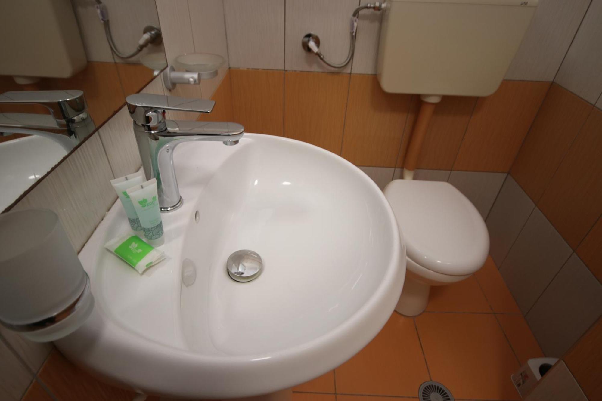 הימארה Hotel Potami Beach - Mondi Goro מראה חיצוני תמונה